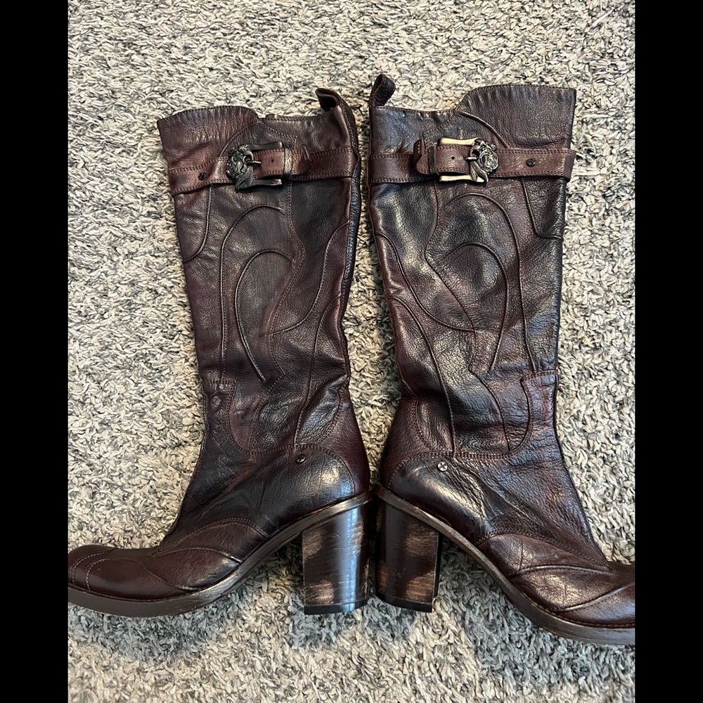 Mark Nason size 6